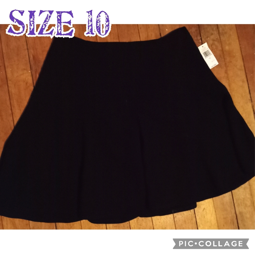 COPY - BNWT Cece Black Flair Flowy Skirt size 10